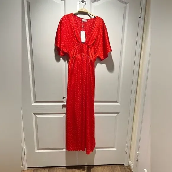 Q2 MAXI CINCHED AT THE WAIST DRESS WITH ANGEL SLEEVES IN RED POLKA size S - Picture 5 of 11